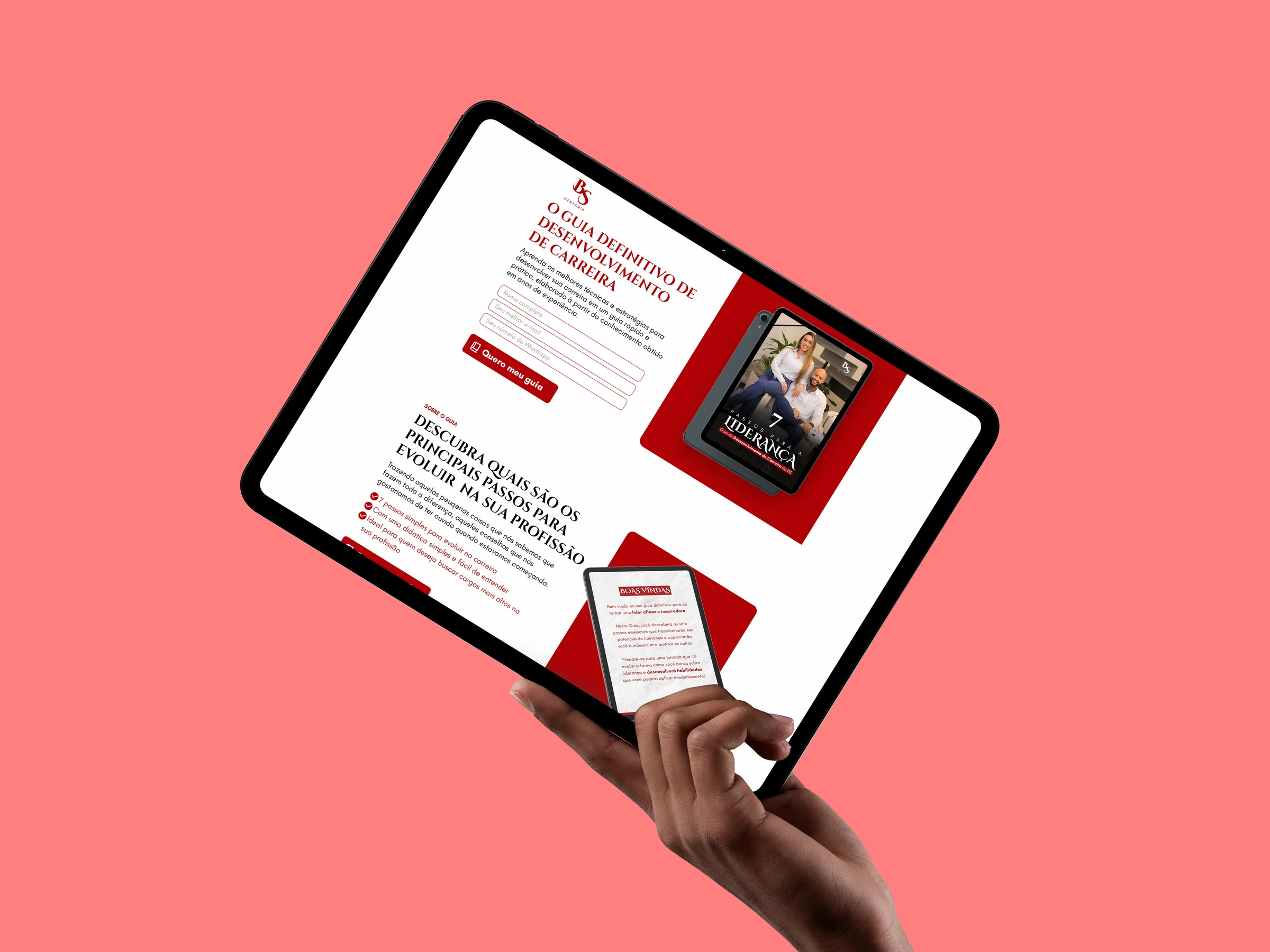 Página de captura da BS Mentoria exibida em mockup de tablet segurado na mão
